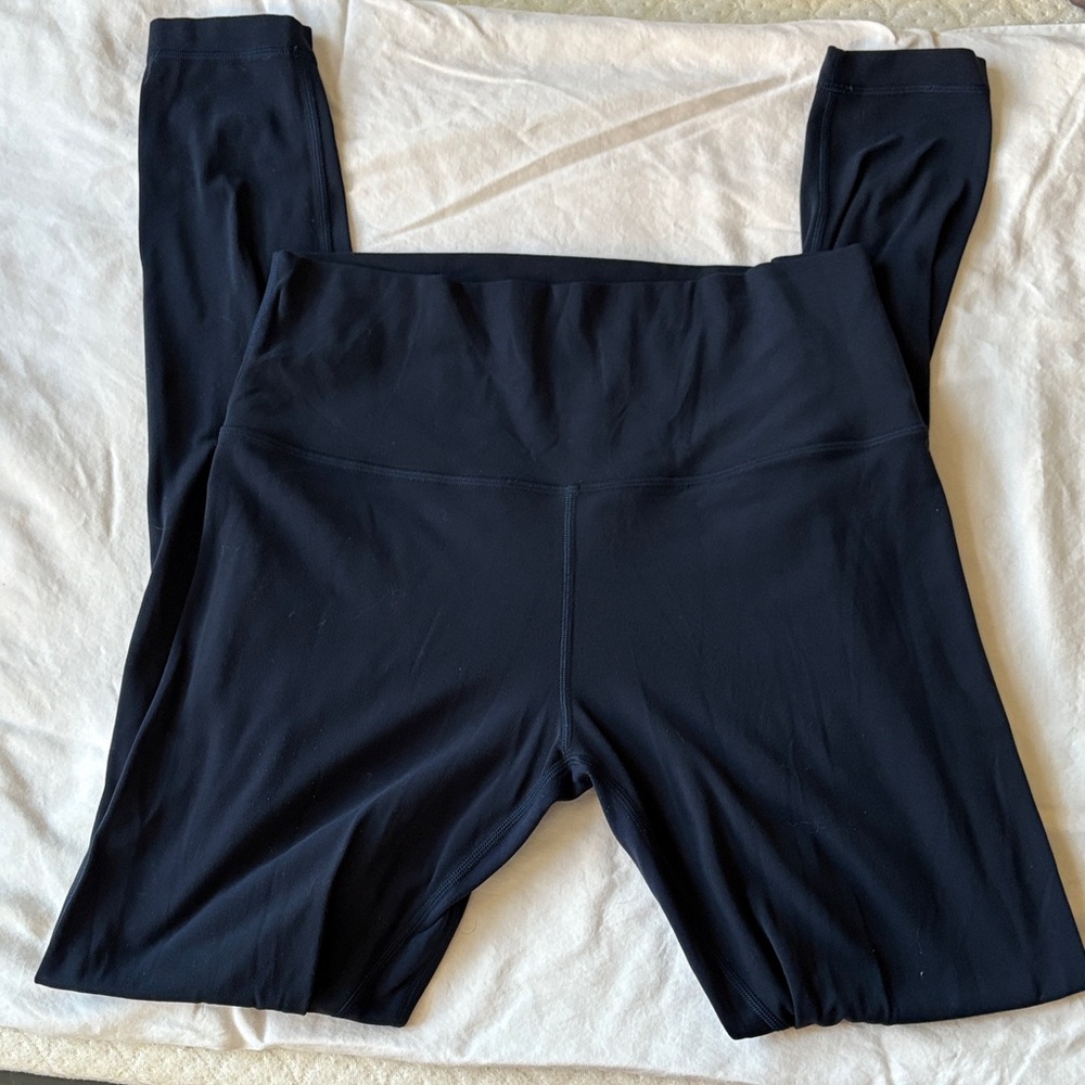 Lululemon size 10 navy leggings